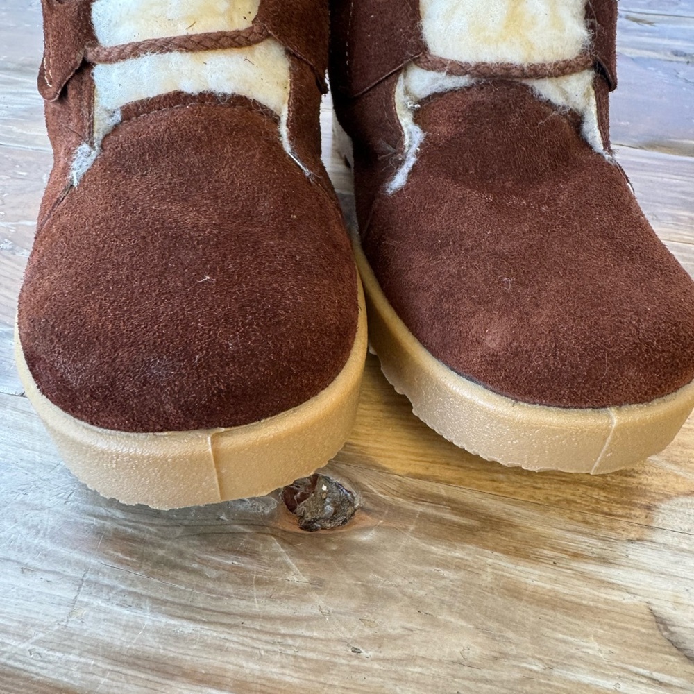 Vintage 1970s Boots Womens Leather and Sherpa Boots 7 - Picture 5 of 13